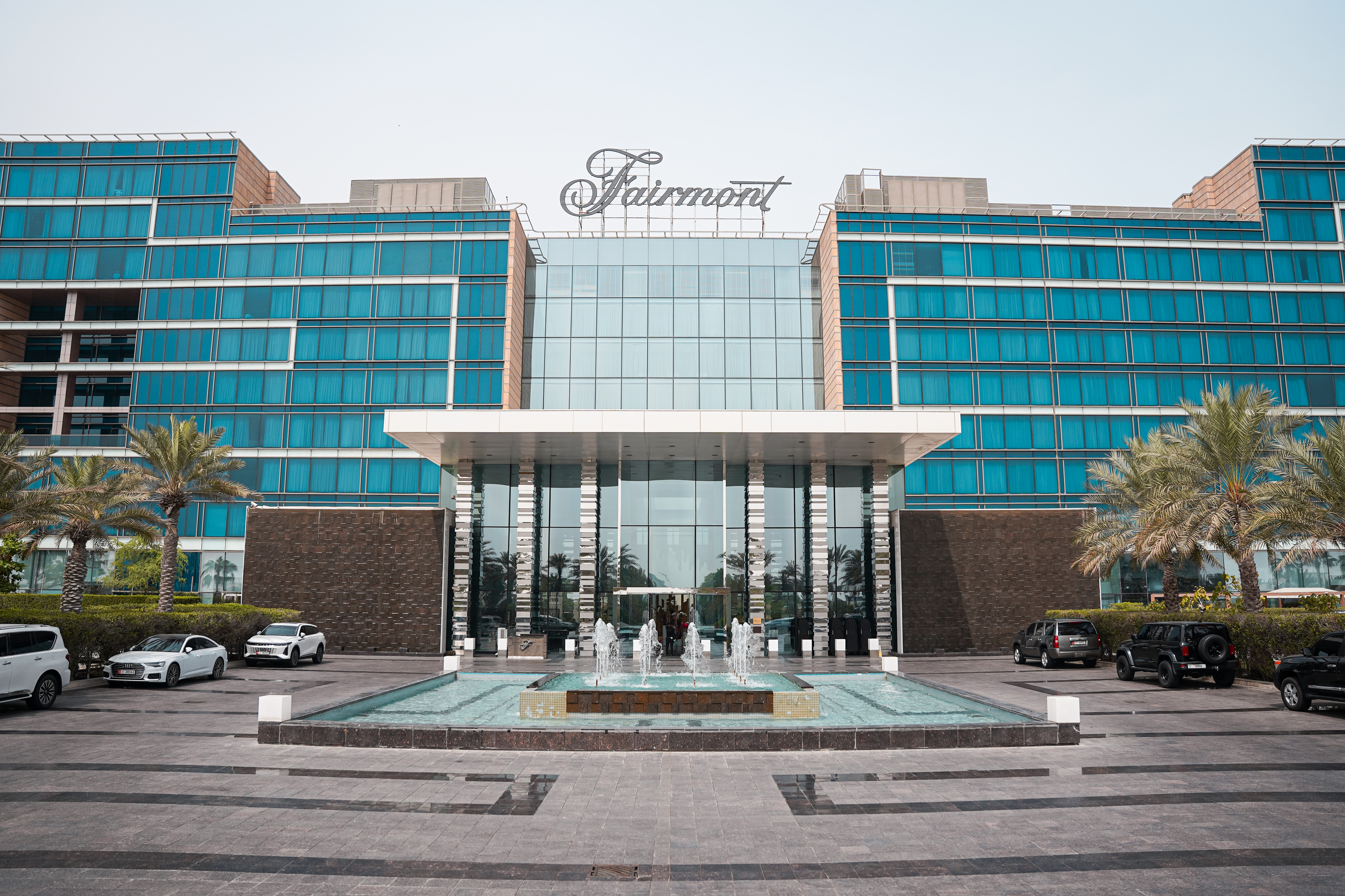 Fairmont Bab Al Bahr main entrance and glass facade.