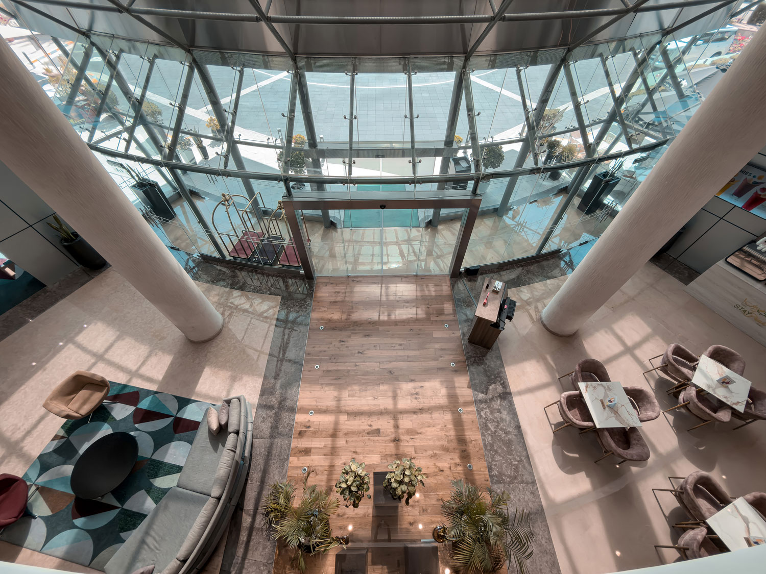 Elevated view across the Holiday Inn Abu Dhabi lobby.